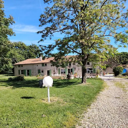 Bed & Breakfast Les Gens De La Fontaine *
